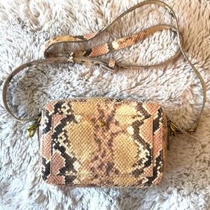 NWT Madewell Transport Camera Bag Snake Print Edition!